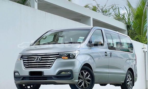 Buy Used Hyundai H1 Other Car in Bandar Seri Begawan in Brunei-Muara Buy Used Hyundai H1 Other Car in Bandar Seri Begawan in Brunei-Muara