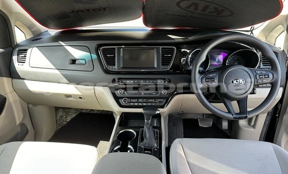 Buy Used Kia Carnival Black Car in Bandar Seri Begawan in Brunei-Muara Buy Used Kia Carnival Black Car in Bandar Seri Begawan in Brunei-Muara