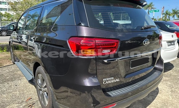 Buy Used Kia Carnival Black Car in Bandar Seri Begawan in Brunei-Muara Buy Used Kia Carnival Black Car in Bandar Seri Begawan in Brunei-Muara