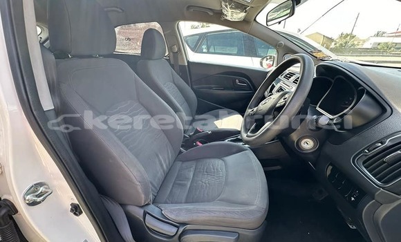 Buy Used Kia Rio White Car in Bandar Seri Begawan in Brunei-Muara Buy Used Kia Rio White Car in Bandar Seri Begawan in Brunei-Muara