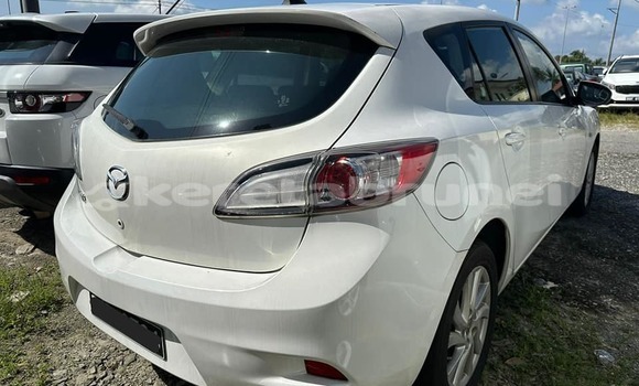 Buy Used Mazda 3 White Car in Bandar Seri Begawan in Brunei-Muara Buy Used Mazda 3 White Car in Bandar Seri Begawan in Brunei-Muara