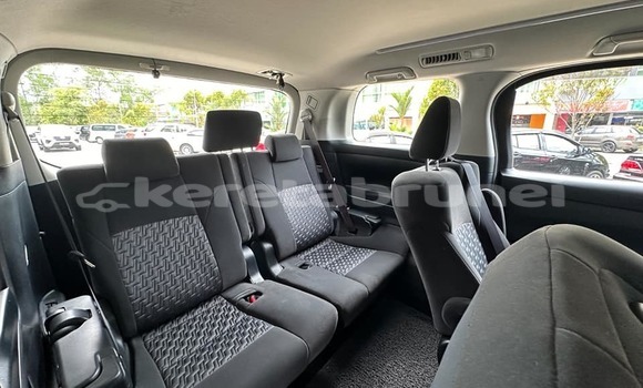 Buy Used Toyota Vellfire White Car in Bandar Seri Begawan in Brunei-Muara Buy Used Toyota Vellfire White Car in Bandar Seri Begawan in Brunei-Muara