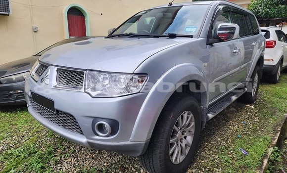 Buy Used Mitsubishi Pajero Other Car in Bandar Seri Begawan in Brunei-Muara Buy Used Mitsubishi Pajero Other Car in Bandar Seri Begawan in Brunei-Muara