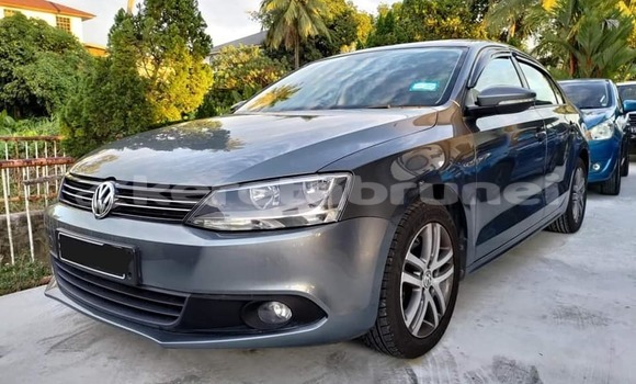 Buy Used Volkswagen Jetta Black Car in Bandar Seri Begawan in Brunei-Muara
