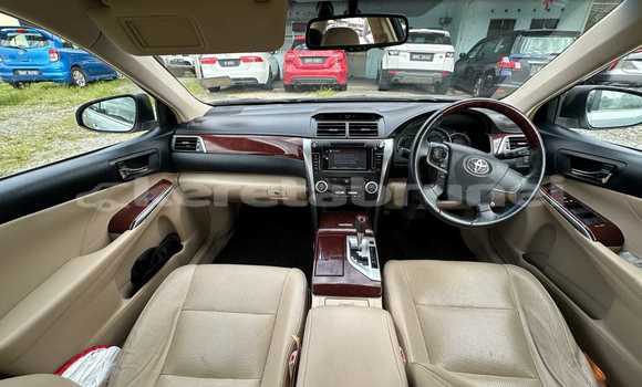 Buy Used Toyota Camry White Car in Bandar Seri Begawan in Brunei-Muara Buy Used Toyota Camry White Car in Bandar Seri Begawan in Brunei-Muara