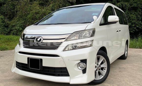 Buy Used Toyota Vellfire White Car in Bandar Seri Begawan in Brunei-Muara Buy Used Toyota Vellfire White Car in Bandar Seri Begawan in Brunei-Muara