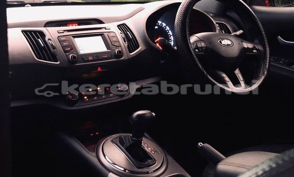 Buy Used Kia Sportage Red Car in Bandar Seri Begawan in Brunei-Muara Buy Used Kia Sportage Red Car in Bandar Seri Begawan in Brunei-Muara