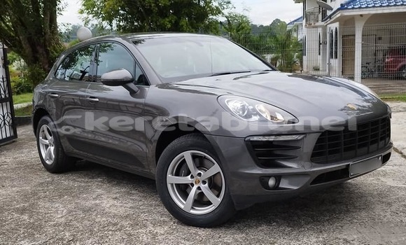 Buy Used Porsche Macan Other Car in Bandar Seri Begawan in Brunei-Muara