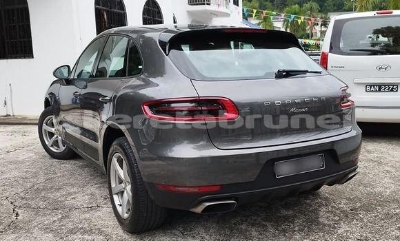 Buy Used Porsche Macan Other Car in Bandar Seri Begawan in Brunei-Muara Buy Used Porsche Macan Other Car in Bandar Seri Begawan in Brunei-Muara