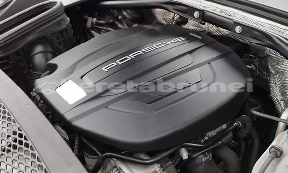 Buy Used Porsche Macan Other Car in Bandar Seri Begawan in Brunei-Muara Buy Used Porsche Macan Other Car in Bandar Seri Begawan in Brunei-Muara