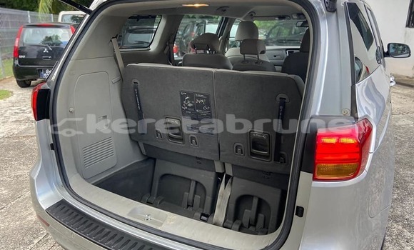 Buy Used Kia Carnival Other Car in Bandar Seri Begawan in Brunei-Muara Buy Used Kia Carnival Other Car in Bandar Seri Begawan in Brunei-Muara