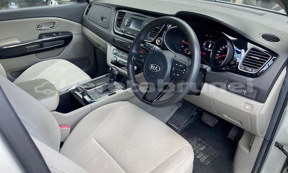 Buy Used Kia Carnival Other Car in Bandar Seri Begawan in Brunei-Muara Buy Used Kia Carnival Other Car in Bandar Seri Begawan in Brunei-Muara