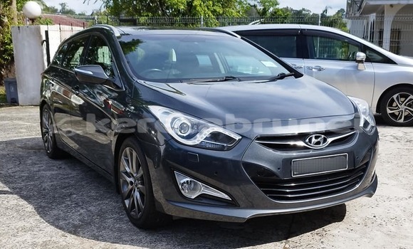 Buy Used Hyundai i40 Other Car in Bandar Seri Begawan in Brunei-Muara Buy Used Hyundai i40 Other Car in Bandar Seri Begawan in Brunei-Muara