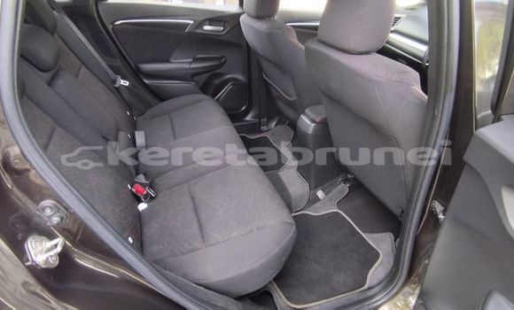 Buy Used Honda Jazz Black Car in Bandar Seri Begawan in Brunei-Muara Buy Used Honda Jazz Black Car in Bandar Seri Begawan in Brunei-Muara