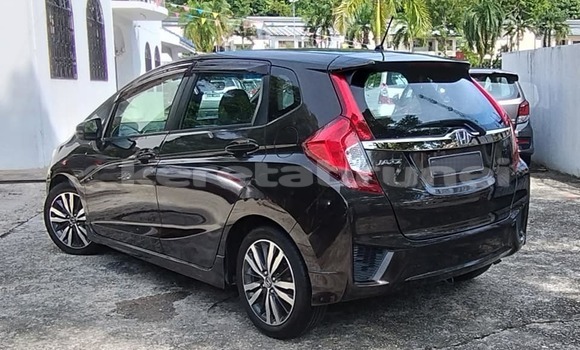 Buy Used Honda Jazz Black Car in Bandar Seri Begawan in Brunei-Muara Buy Used Honda Jazz Black Car in Bandar Seri Begawan in Brunei-Muara