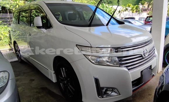 Buy Used Nissan Elgrand White Car in Bandar Seri Begawan in Brunei-Muara