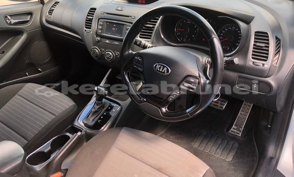 Buy Used Kia Cerato Silver Car in Bandar Seri Begawan in Brunei-Muara Buy Used Kia Cerato Silver Car in Bandar Seri Begawan in Brunei-Muara