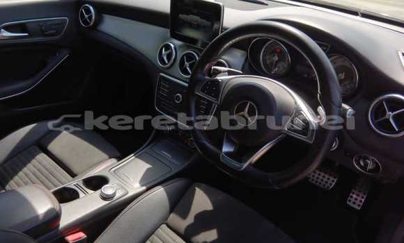 Buy Used Mercedes-Benz 200 Other Car in Bandar Seri Begawan in Brunei-Muara Buy Used Mercedes-Benz 200 Other Car in Bandar Seri Begawan in Brunei-Muara