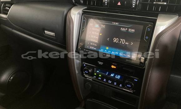 Buy Used Toyota Fortuner White Car in Bandar Seri Begawan in Brunei-Muara Buy Used Toyota Fortuner White Car in Bandar Seri Begawan in Brunei-Muara