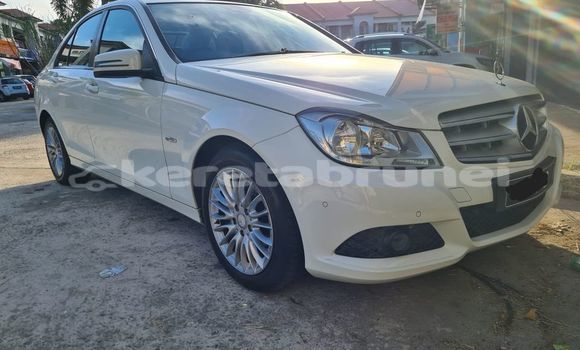 Buy Used Mercedes-Benz C180 COUPE Other Car in Bandar Seri Begawan in Brunei-Muara Buy Used Mercedes-Benz C180 COUPE Other Car in Bandar Seri Begawan in Brunei-Muara