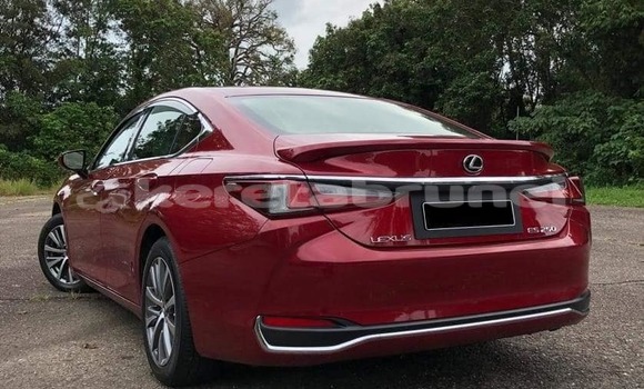Buy Used Lexus ES Red Car in Bandar Seri Begawan in Brunei-Muara Buy Used Lexus ES Red Car in Bandar Seri Begawan in Brunei-Muara