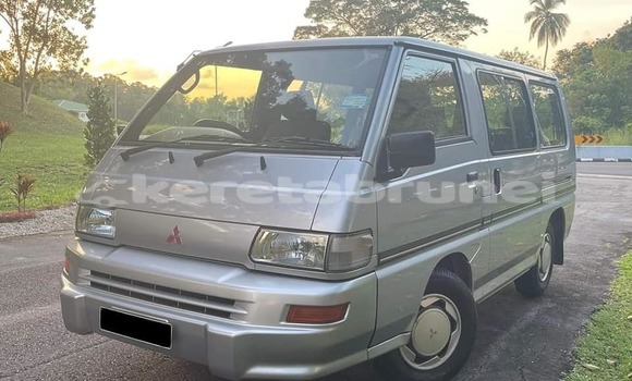 Buy Used Mitsubishi L300 Other Car in Bandar Seri Begawan in Brunei-Muara Buy Used Mitsubishi L300 Other Car in Bandar Seri Begawan in Brunei-Muara