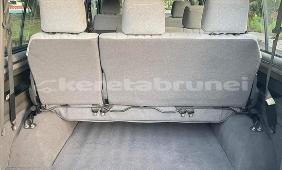 Buy Used Mitsubishi L300 Other Car in Bandar Seri Begawan in Brunei-Muara Buy Used Mitsubishi L300 Other Car in Bandar Seri Begawan in Brunei-Muara