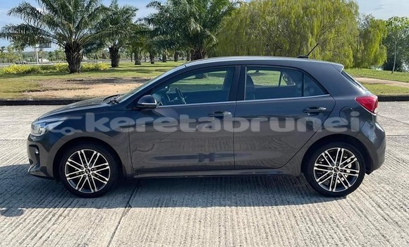 Buy Used Kia Rio Other Car in Bandar Seri Begawan in Brunei-Muara Buy Used Kia Rio Other Car in Bandar Seri Begawan in Brunei-Muara