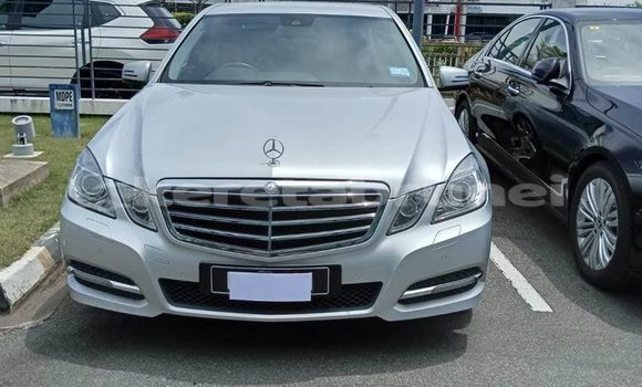 Buy Used Mercedes Viano Other Car in Bandar Seri Begawan in Brunei-Muara Buy Used Mercedes Viano Other Car in Bandar Seri Begawan in Brunei-Muara