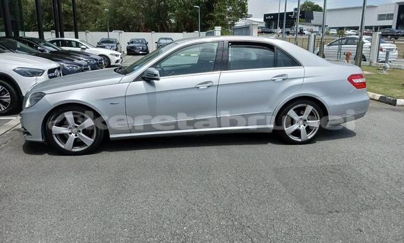 Buy Used Mercedes Viano Other Car in Bandar Seri Begawan in Brunei-Muara Buy Used Mercedes Viano Other Car in Bandar Seri Begawan in Brunei-Muara