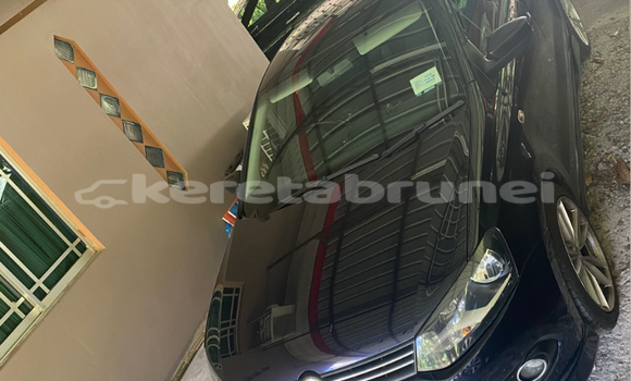 Buy Used Volkswagen Vento Blue Car in Kuala Belait in Belait