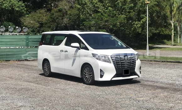 Buy Used Toyota Alphard White Car in Bandar Seri Begawan in Brunei-Muara Buy Used Toyota Alphard White Car in Bandar Seri Begawan in Brunei-Muara