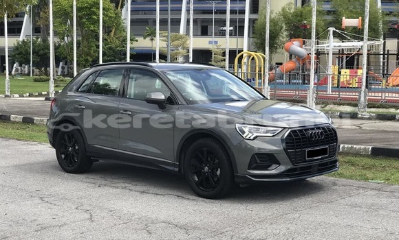 Buy Used Audi Q3 Other Car in Bandar Seri Begawan in Brunei-Muara Buy Used Audi Q3 Other Car in Bandar Seri Begawan in Brunei-Muara