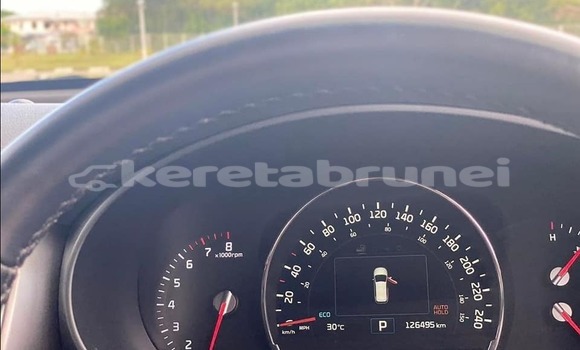 Buy Used Kia Sorento White Car in Bandar Seri Begawan in Brunei-Muara Buy Used Kia Sorento White Car in Bandar Seri Begawan in Brunei-Muara