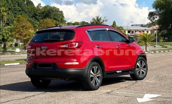 Buy Used Kia Sportage Red Car in Bandar Seri Begawan in Brunei-Muara Buy Used Kia Sportage Red Car in Bandar Seri Begawan in Brunei-Muara