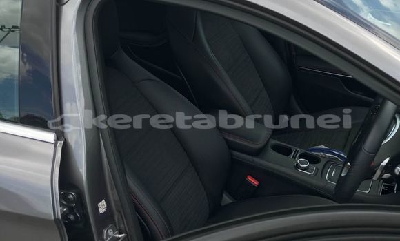 Buy Used Mercedes-Benz GLA-klasse Black Car in Bandar Seri Begawan in Brunei-Muara Buy Used Mercedes-Benz GLA-klasse Black Car in Bandar Seri Begawan in Brunei-Muara