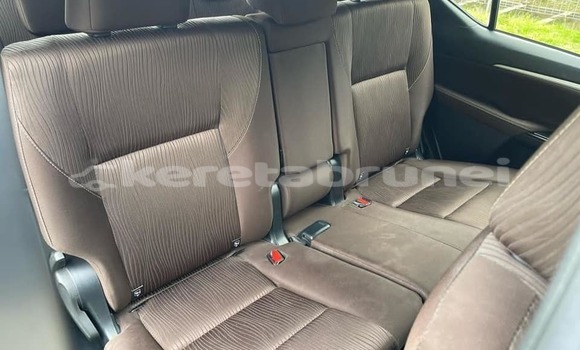 Buy Used Toyota Fortuner Other Car in Bandar Seri Begawan in Brunei-Muara Buy Used Toyota Fortuner Other Car in Bandar Seri Begawan in Brunei-Muara