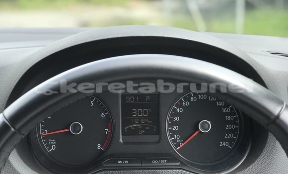 Buy Used Volkswagen Vento Red Car in Bandar Seri Begawan in Brunei-Muara Buy Used Volkswagen Vento Red Car in Bandar Seri Begawan in Brunei-Muara