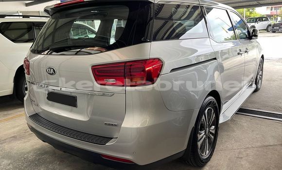 Buy Used Kia Carnival Other Car in Bandar Seri Begawan in Brunei-Muara Buy Used Kia Carnival Other Car in Bandar Seri Begawan in Brunei-Muara