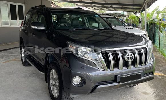 Buy Used Toyota Land Cruiser Other Car in Bandar Seri Begawan in Brunei-Muara Buy Used Toyota Land Cruiser Other Car in Bandar Seri Begawan in Brunei-Muara