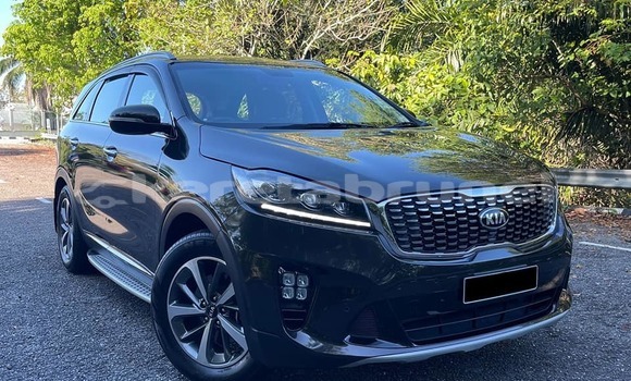 Buy Used Kia Sorento Other Car in Bandar Seri Begawan in Brunei-Muara Buy Used Kia Sorento Other Car in Bandar Seri Begawan in Brunei-Muara