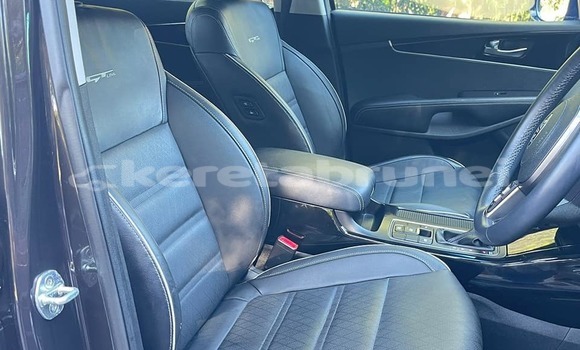 Buy Used Kia Sorento Other Car in Bandar Seri Begawan in Brunei-Muara Buy Used Kia Sorento Other Car in Bandar Seri Begawan in Brunei-Muara
