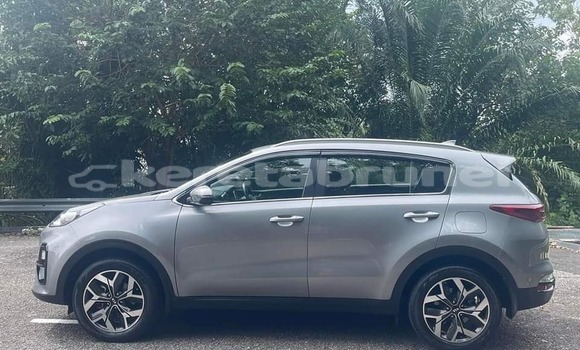 Buy Used Kia Sportage Other Car in Bandar Seri Begawan in Brunei-Muara Buy Used Kia Sportage Other Car in Bandar Seri Begawan in Brunei-Muara