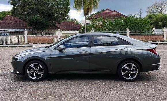 Buy Used Hyundai Elantra Other Car in Bandar Seri Begawan in Brunei-Muara Buy Used Hyundai Elantra Other Car in Bandar Seri Begawan in Brunei-Muara