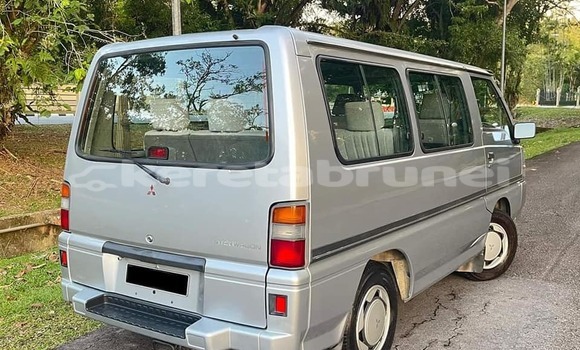 Buy Used Mitsubishi Starion Other Car in Bandar Seri Begawan in Brunei-Muara Buy Used Mitsubishi Starion Other Car in Bandar Seri Begawan in Brunei-Muara