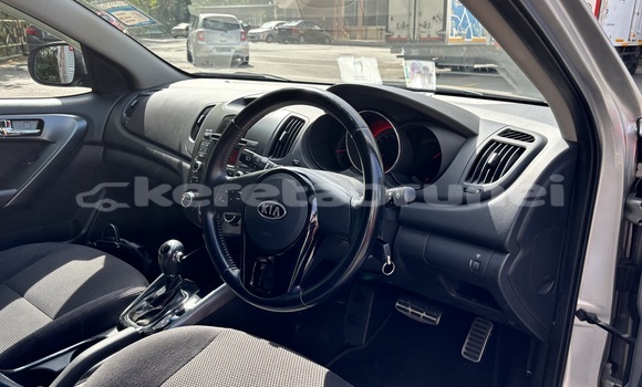 Buy Used Kia Cerato Silver Car in Bandar Seri Begawan in Brunei-Muara Buy Used Kia Cerato Silver Car in Bandar Seri Begawan in Brunei-Muara