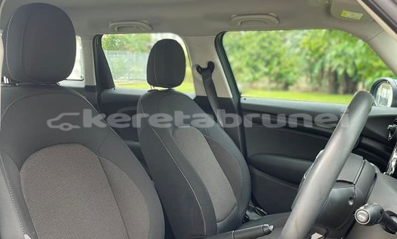 Buy Used Mini Cooper S clubman Other Car in Bandar Seri Begawan in Brunei-Muara Buy Used Mini Cooper S clubman Other Car in Bandar Seri Begawan in Brunei-Muara