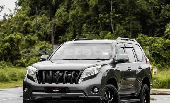 Buy Used Toyota Land Cruiser Black Car in Bandar Seri Begawan in Brunei-Muara Buy Used Toyota Land Cruiser Black Car in Bandar Seri Begawan in Brunei-Muara