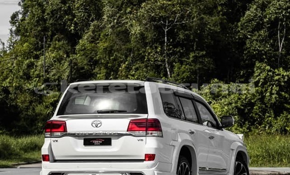 Buy Used Toyota Land Cruiser Other Car in Bandar Seri Begawan in Brunei-Muara Buy Used Toyota Land Cruiser Other Car in Bandar Seri Begawan in Brunei-Muara