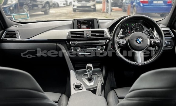 Buy Used BMW 3200 Black Car in Bandar Seri Begawan in Brunei-Muara Buy Used BMW 3200 Black Car in Bandar Seri Begawan in Brunei-Muara